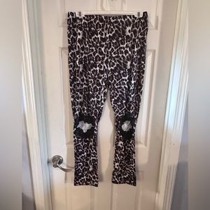 Hollowed Out with Black Lace Leopard Printed Leggings Size 2X